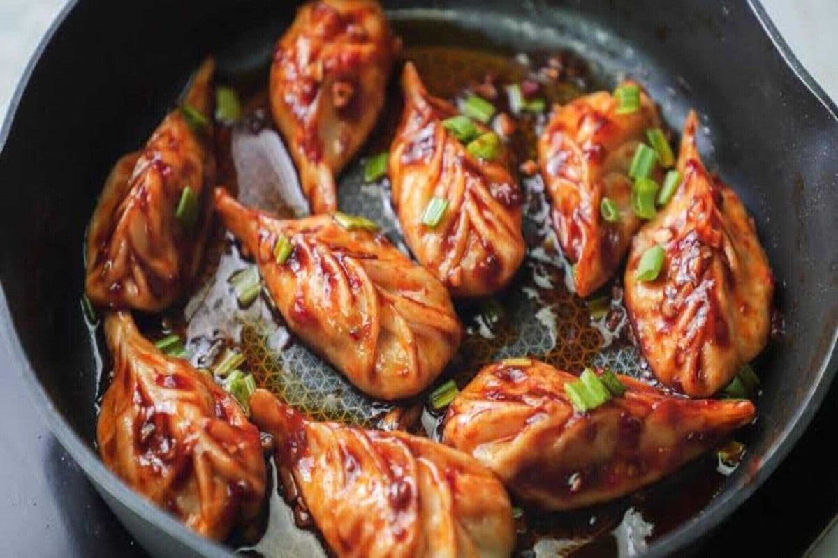Chicken Chilli Momo (8pcs)