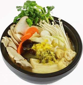 Assorted Mushroom and Bean Curd Rice Noodle Soup 养生菌菇米线