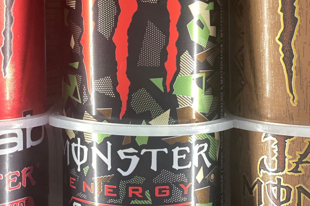 MONSTER ENERGY ASSAULT (473 ml)