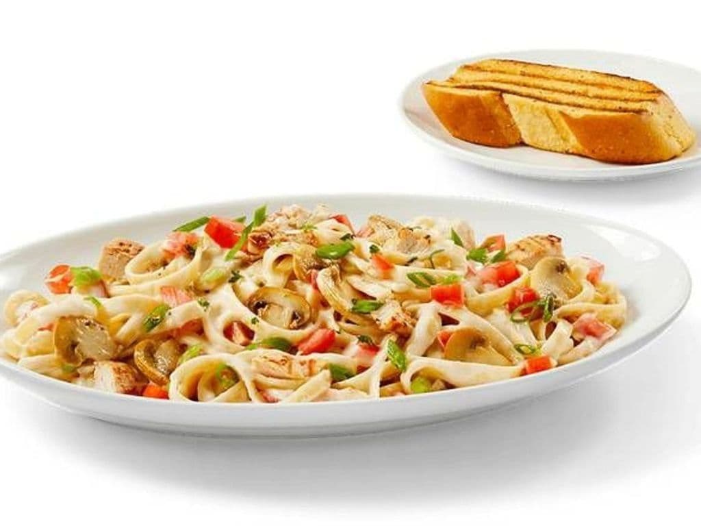 Chicken & Mushroom Fettuccini