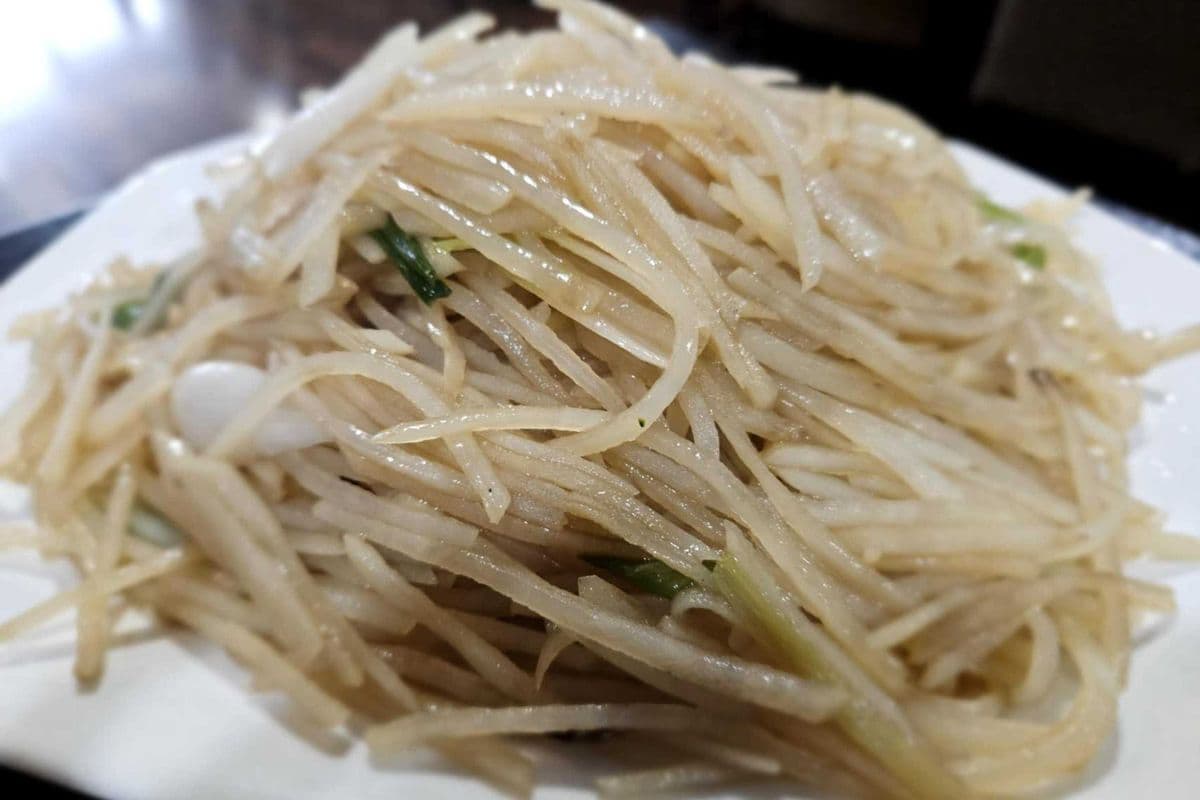 V5. Tangy Shredded Potato (醋溜土豆絲)