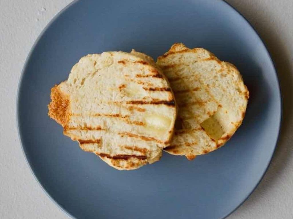 toasted aged cheddar scone