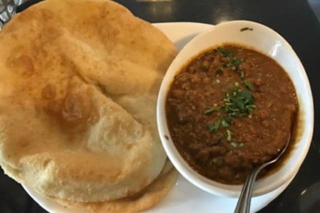 Channa Bhatura