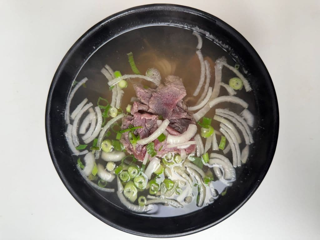21.Phở Tái