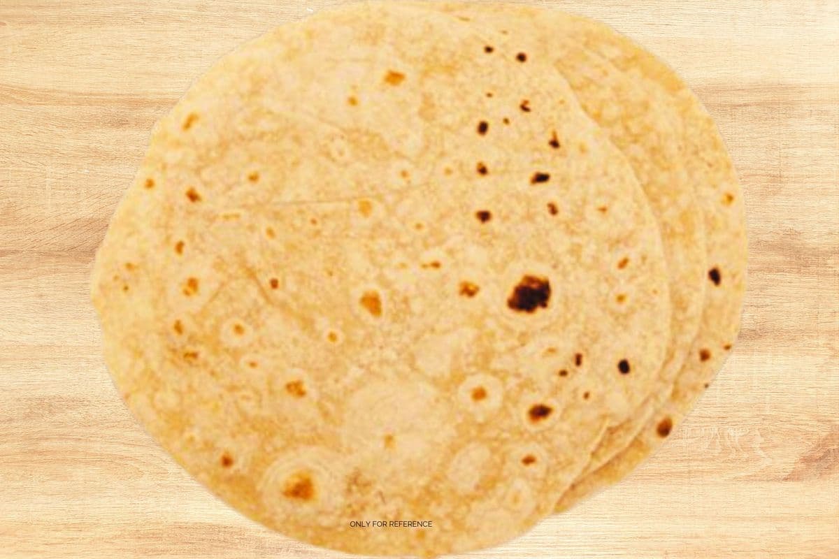 Roti (FROZEN SERVED WARM READYMADE CHAPATI 4 PCS)