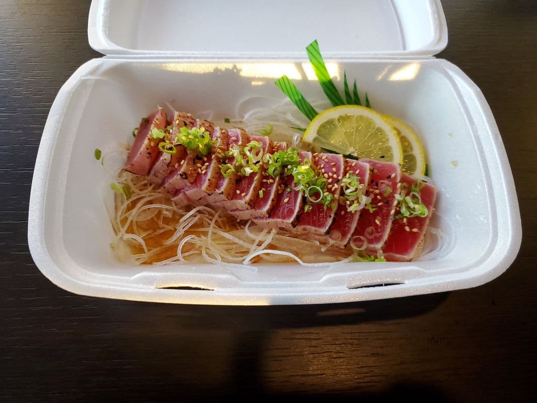 29. Tuna Tataki Salad