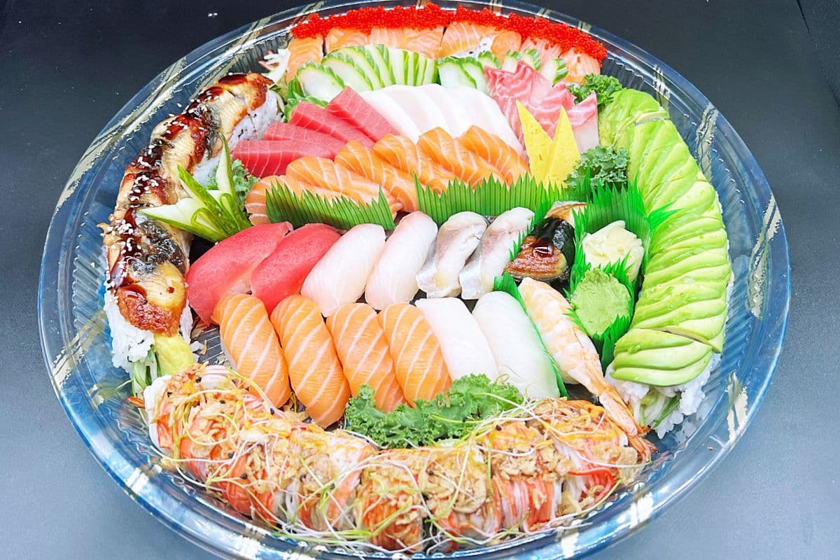 P5. Party tray E (64pcs)
