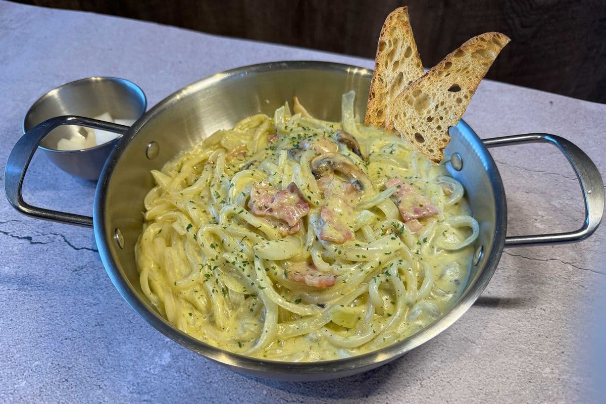 Basil Cream Udon｜바질 크림 우동
