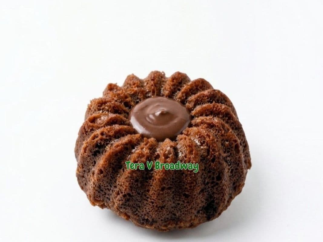 Chocolate Banana Lava Cake (V) (GF)