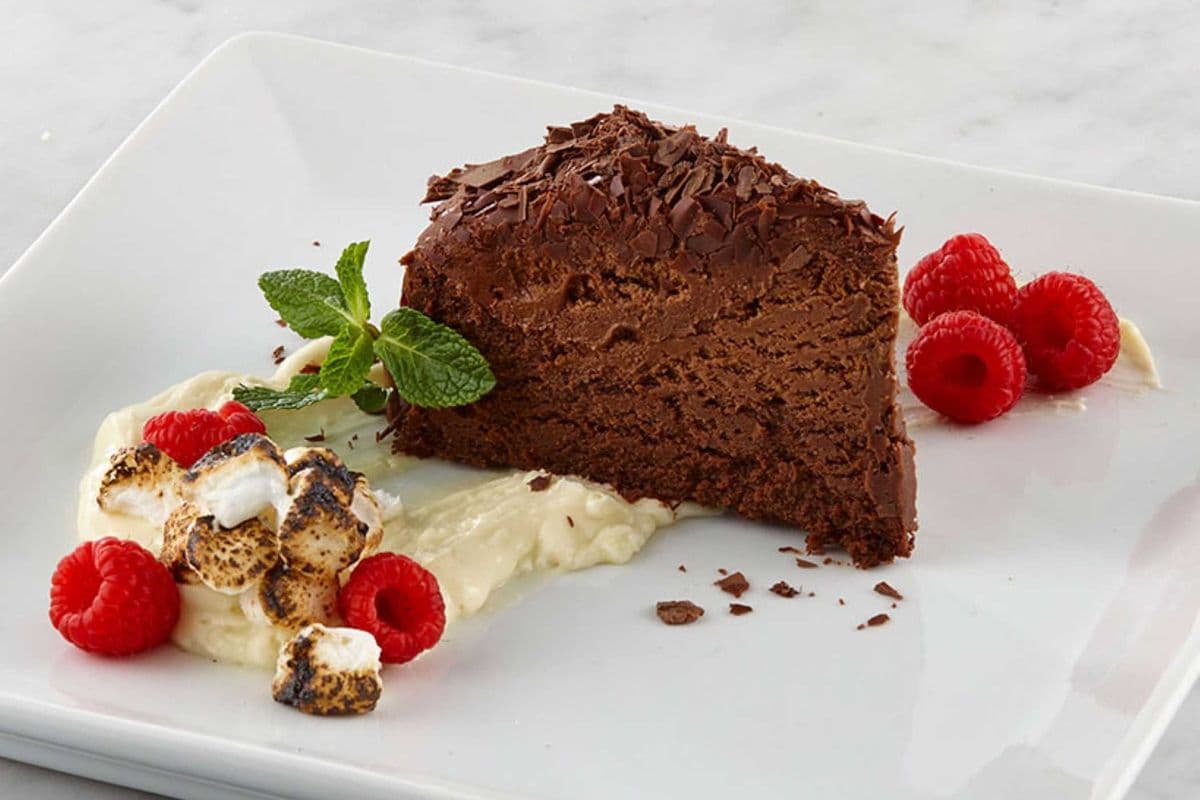 Mud Fight Chocolate Cake
