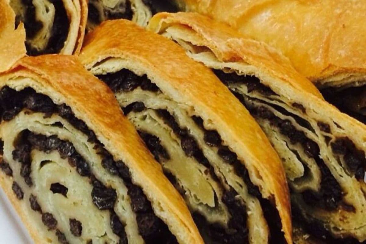 Currants Roll