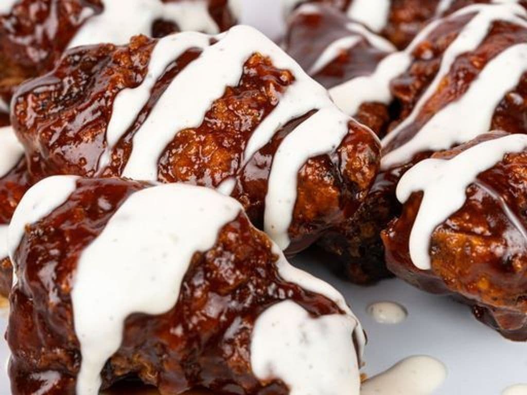 2 Lb Wings