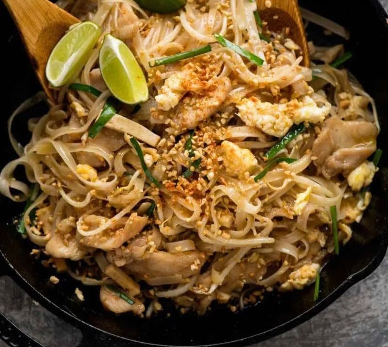 N1. Authentic Pad Thai