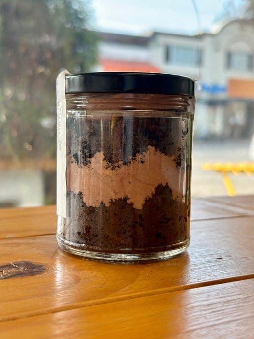 CAKE JAR Mocha cake( Contains dairy, but Eggless)