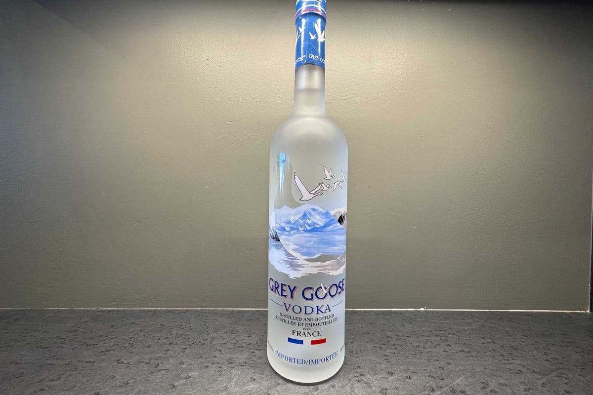 Grey Goose Vodka Bottle (1 x 750ml)