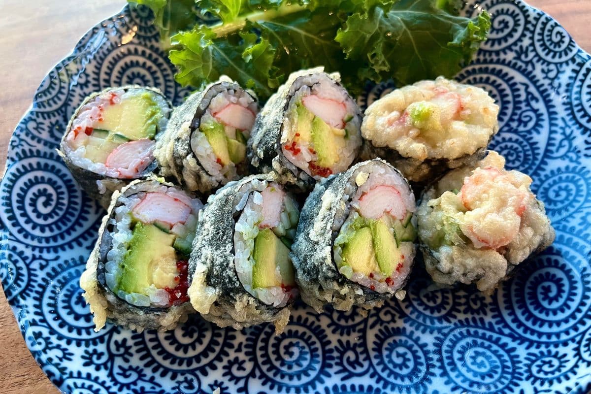137. Deep-Fried California Roll (8 pcs)