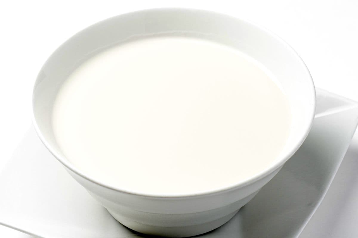 017. Sweet Soy Bean Drink (Hot) 熱甜漿
