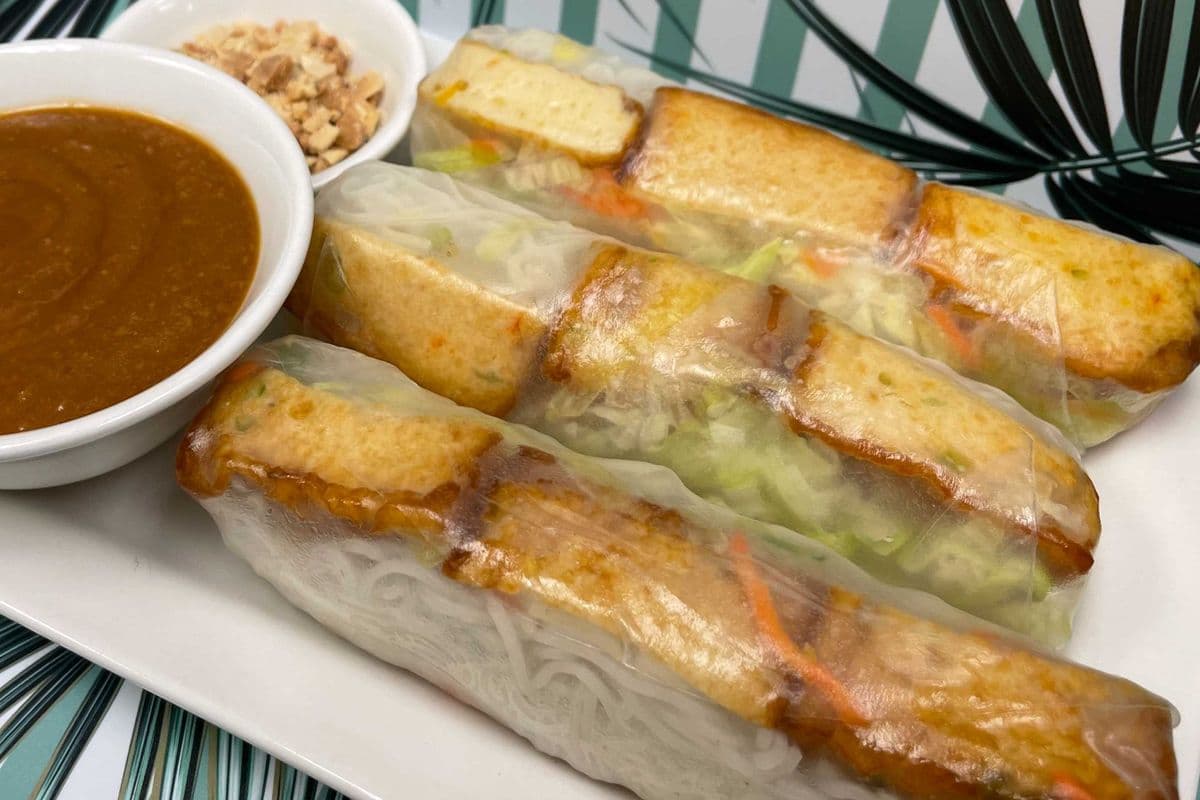 56. Tofu salad rolls(3 pcs)