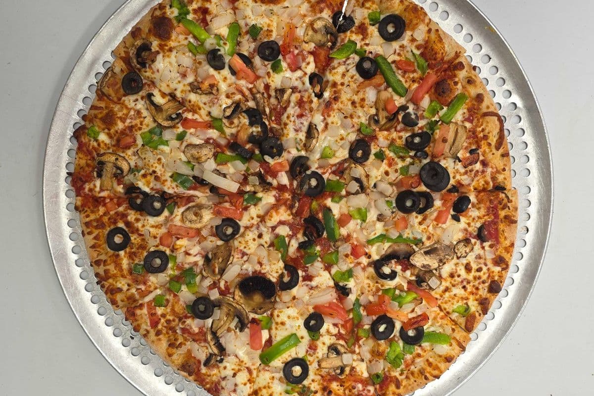 12" Medium Vegetarian Pizza