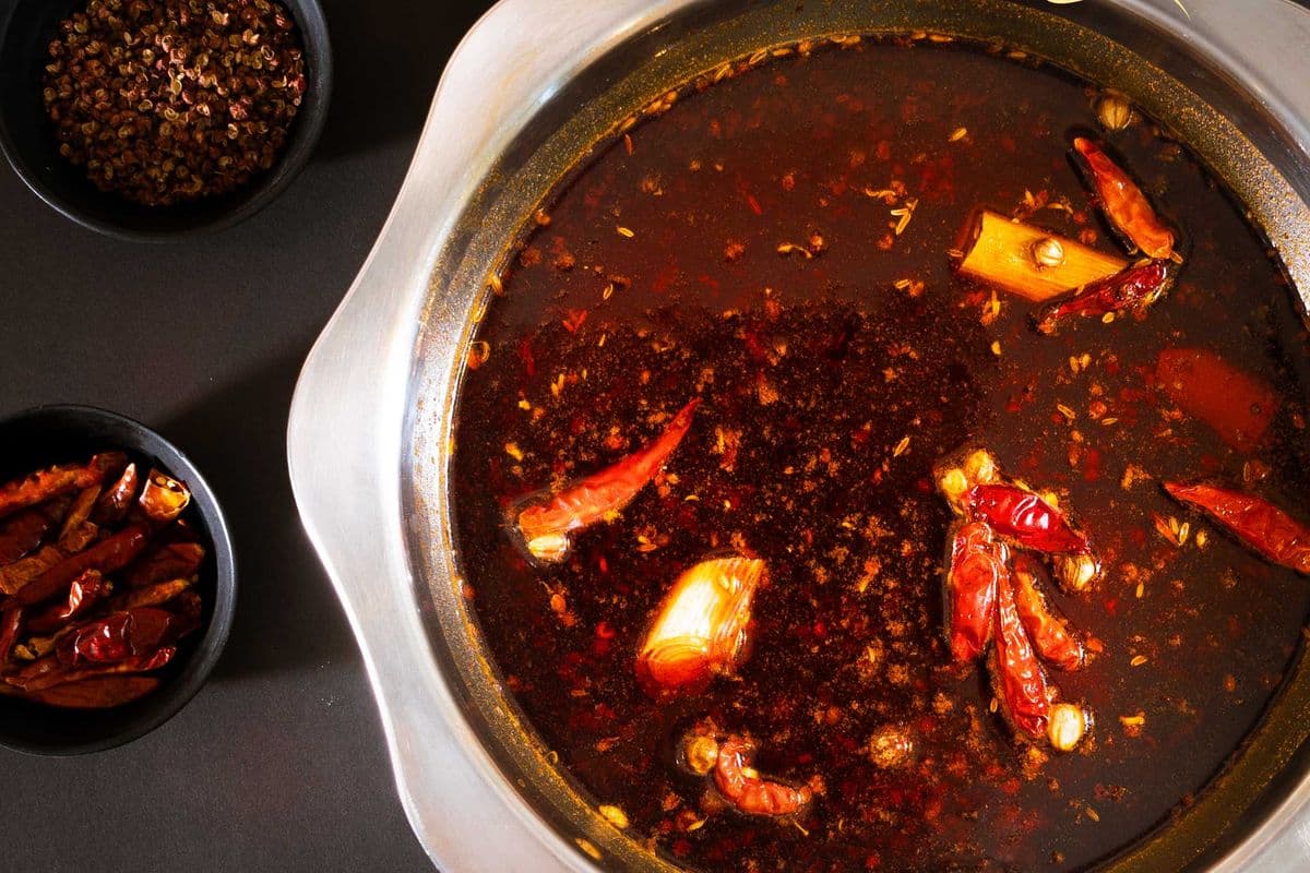 Special Vegetable Oil Spicy / 特色清油鍋