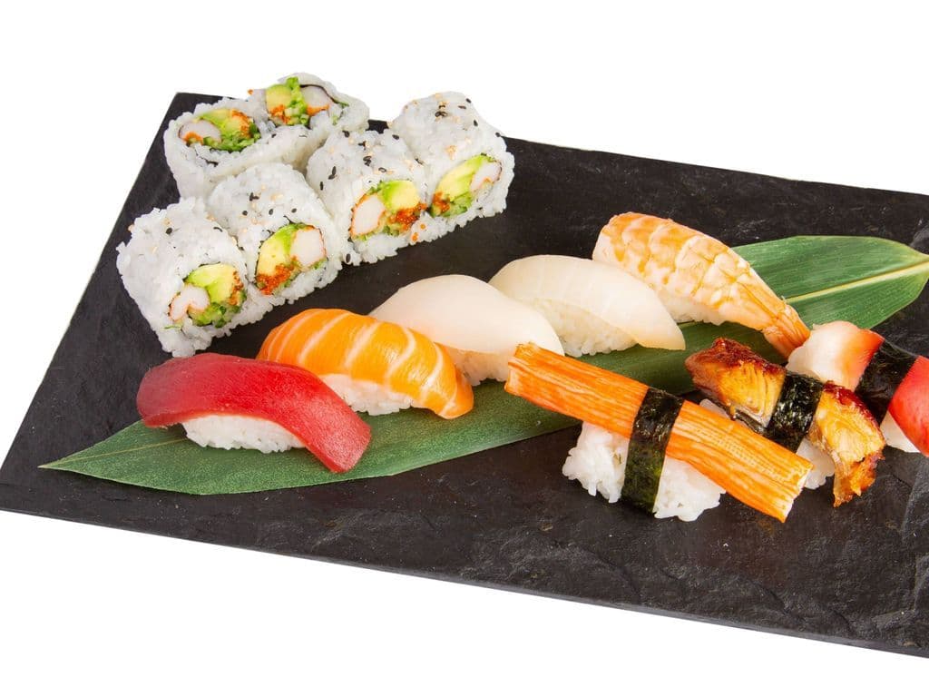 C02. Sushi Set B (14 Pcs)