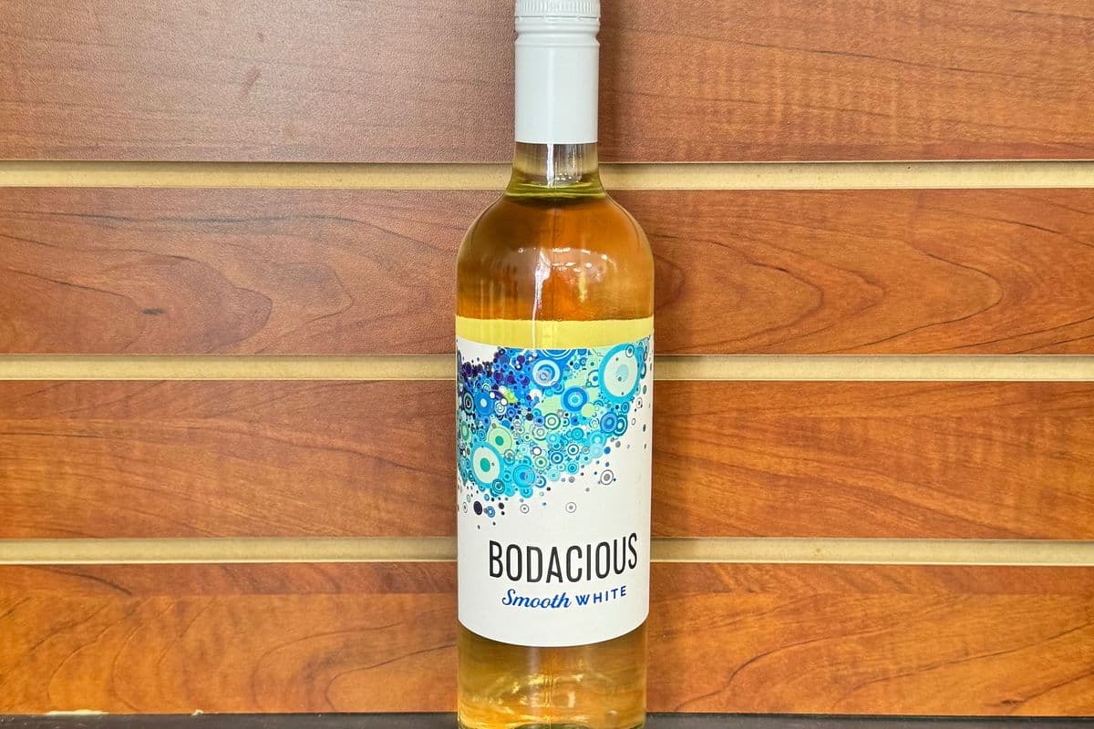 Bodacious Smooth White (1 x 750ml)