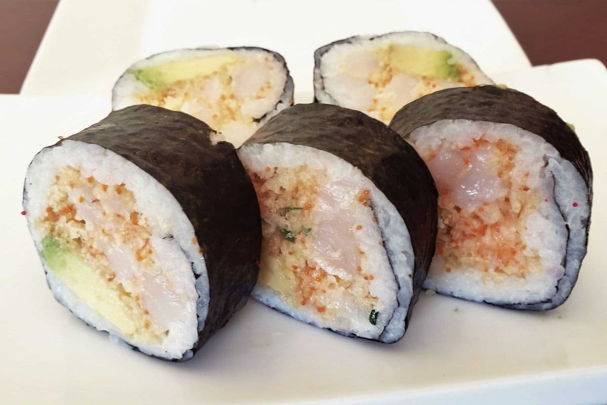 Futomaki au pétoncle épicé