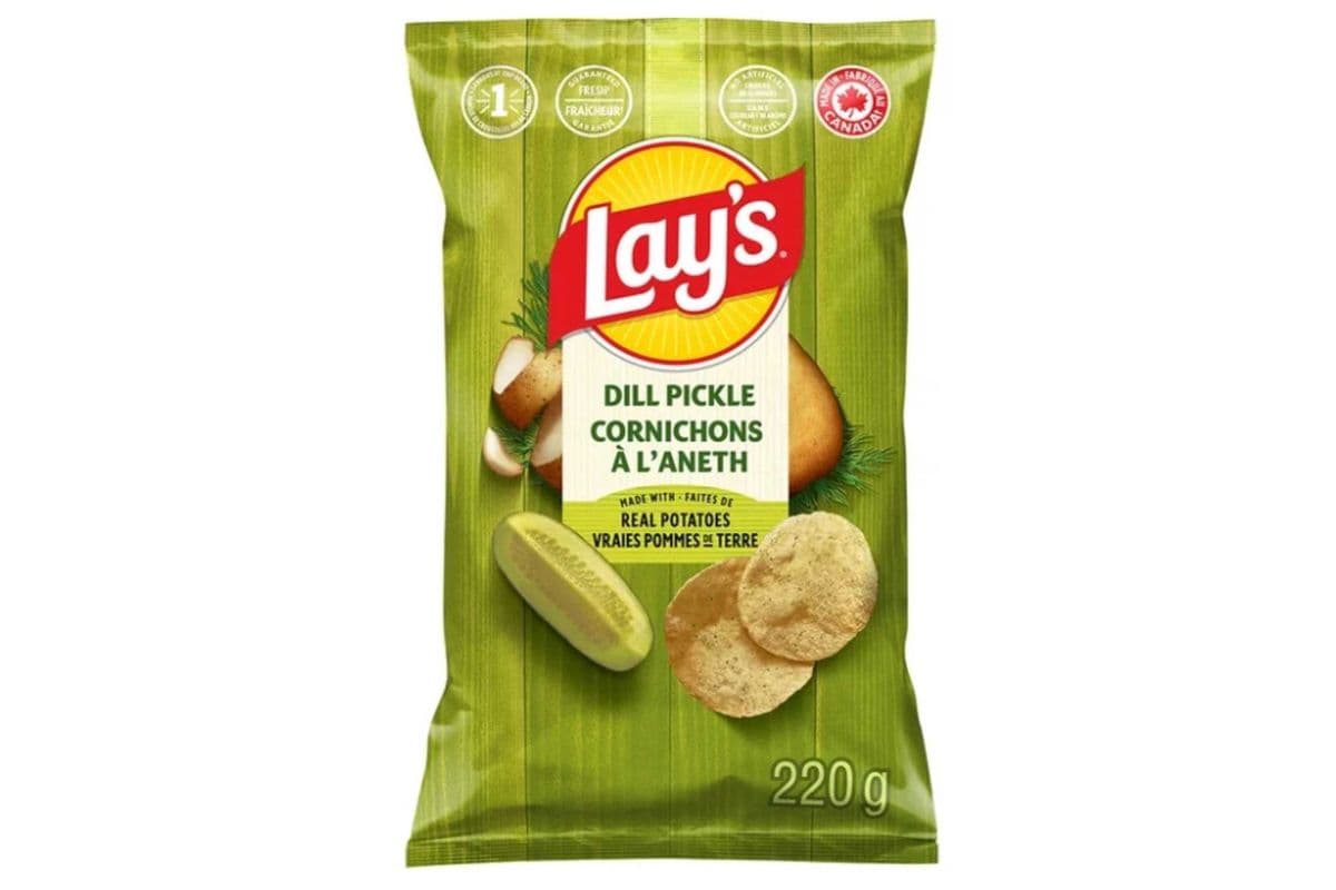 Lay's Dill Pickle flavoured Potato Chips, 220g (220 g)