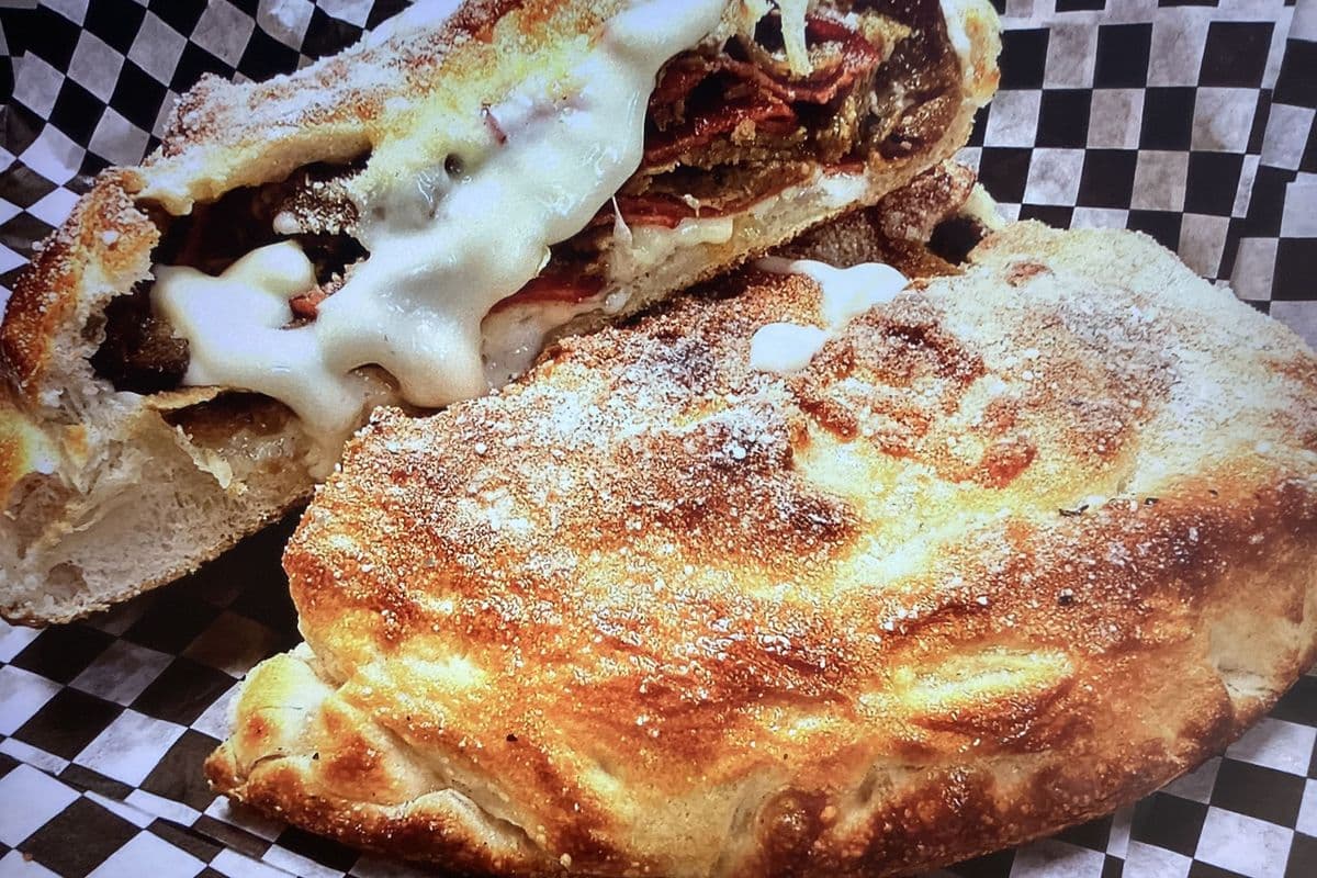 DONAIR CALZONE