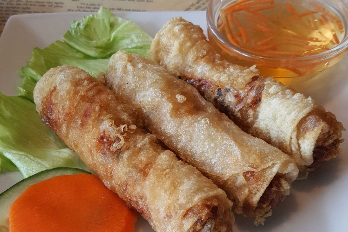3. Cha Gio / Spring Rolls (3 Pcs)
