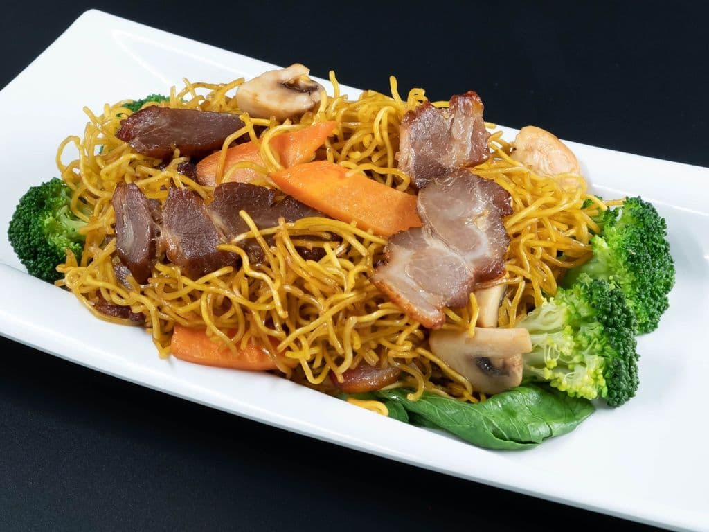 B.B.Q Pork Noodles (叉烧炒面)