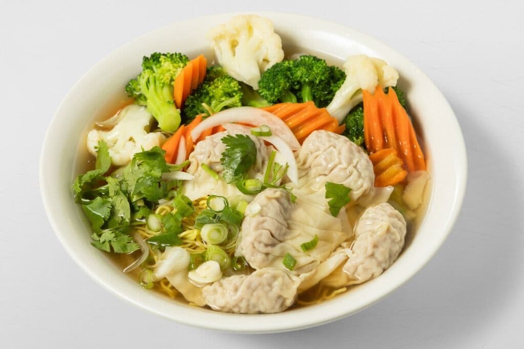 P9. Wonton, Vegetable, and Egg Noodle Soup