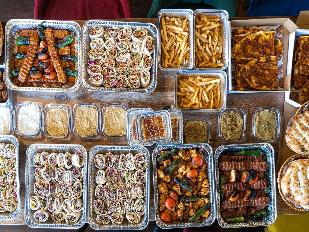 Platter25 (24Mix Adana, 12Chicken Shish, 18Mix Doner Wrap, 20Falafel, 5Lah, 12Bread, Cacik & Humusx3, Halva & Trilecex3)