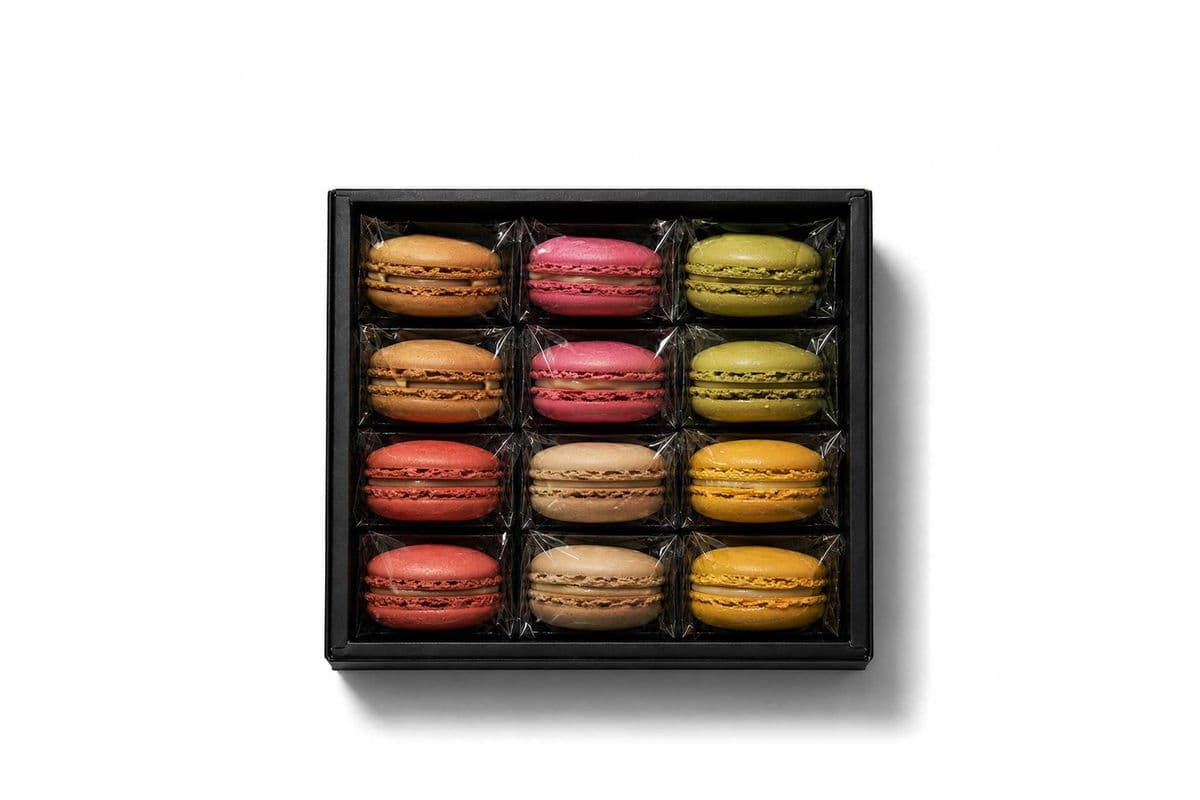 12 pcs Macaron Box