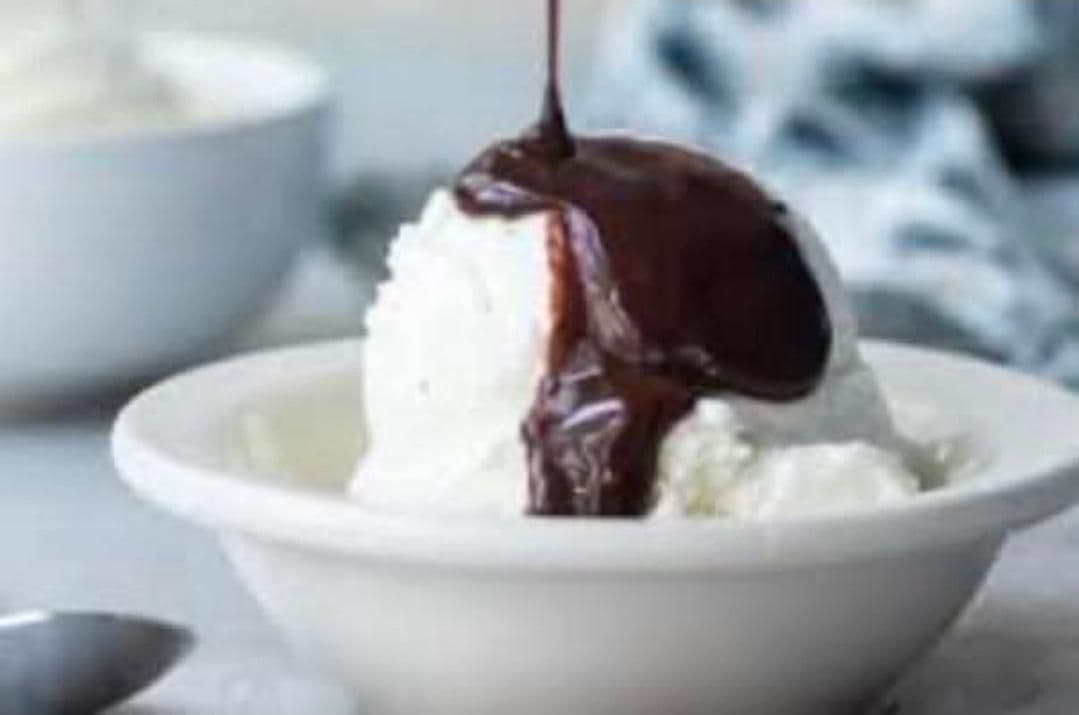 Small Vanilla Sundae
