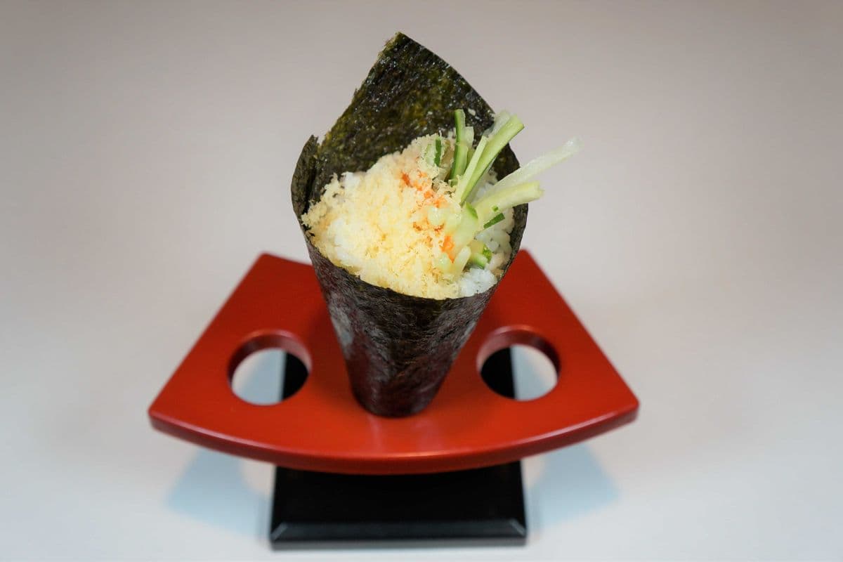 125. Spicy Veggie Hand Roll (1 pc)