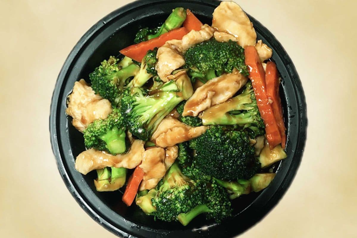 71. Chicken with Broccoli