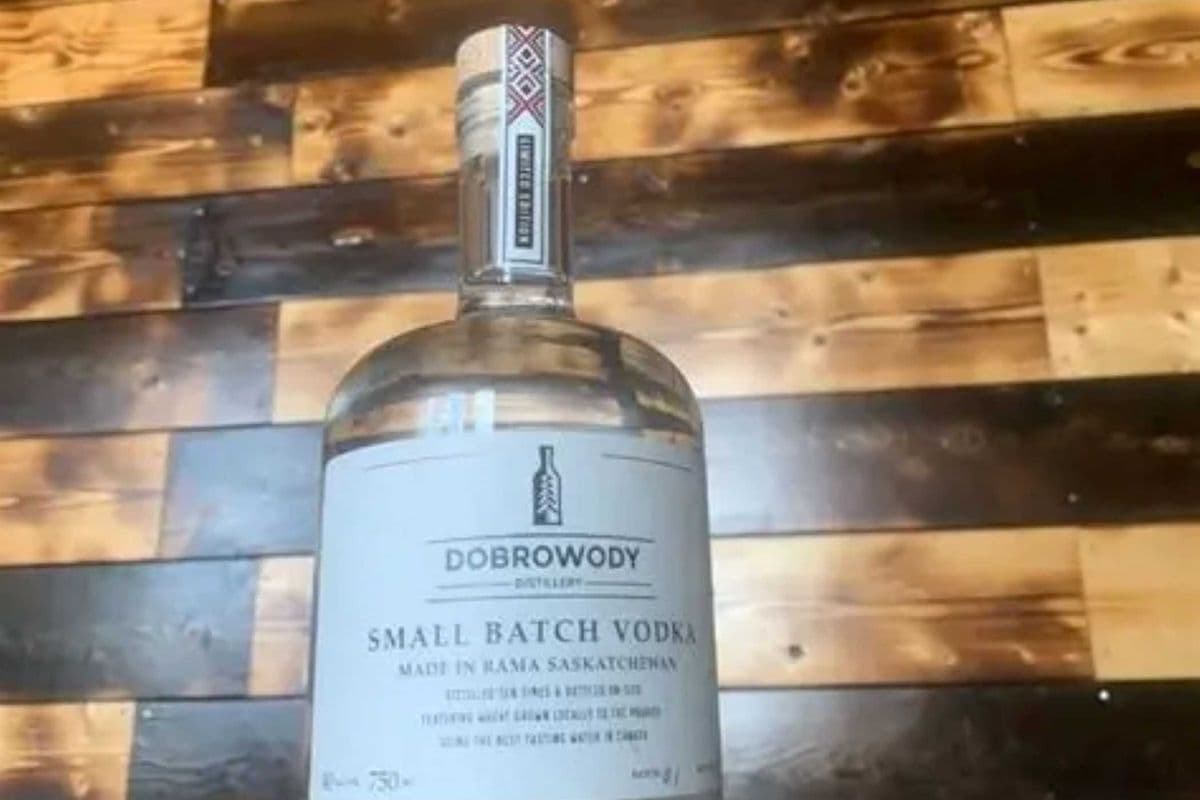 Dobrowody Vodka (plastic) - 750ml (1 x 750ml)