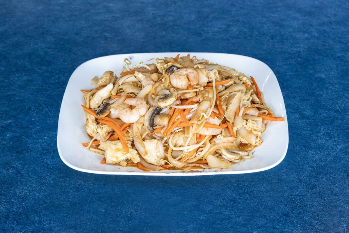 72. Pad Thai with Chicken, Shrimp, and Vegetables Stir Fried with Rice Noodles