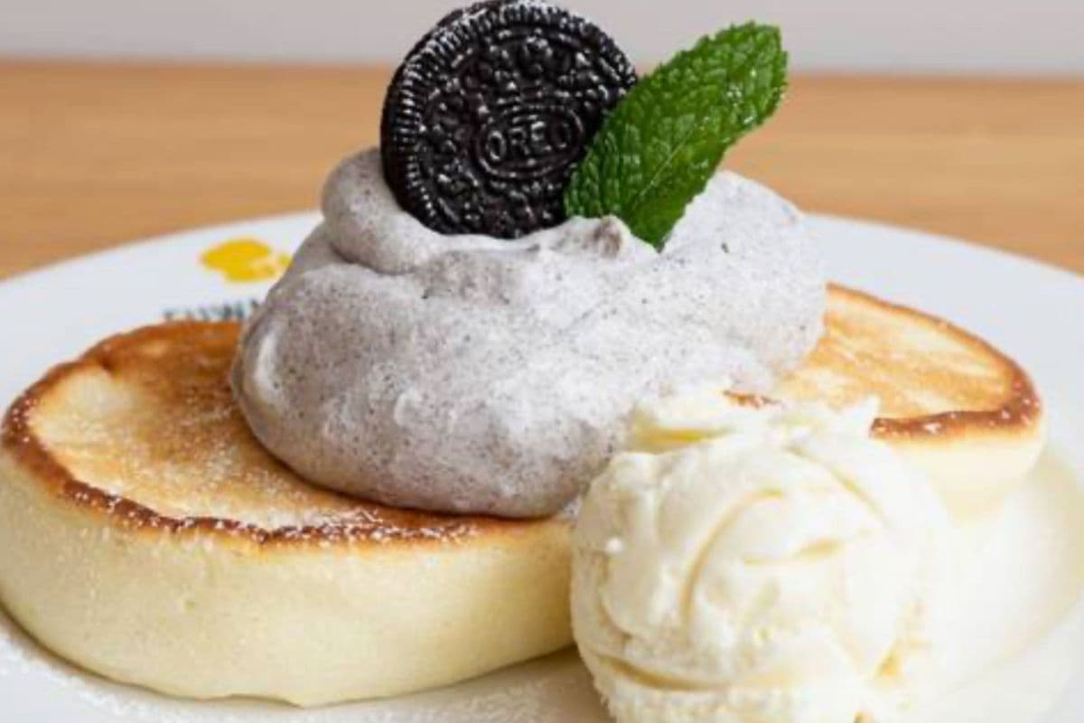 Cookies and Cream Soufflé Pancake