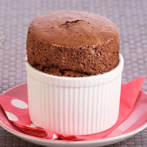 Delici Soufflé au caramel salé avec chocolat Belge / Salted Caramel Soufflé with Belgian Chocolate