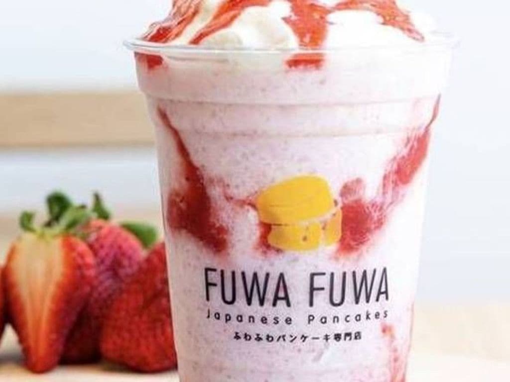 Strawberry Creamy Frappe