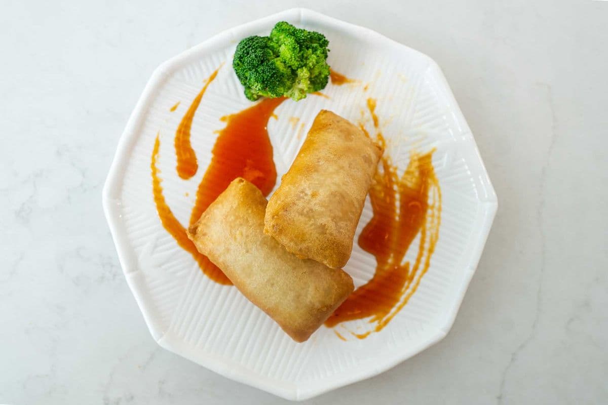House Special Egg Rolls (2 pcs)