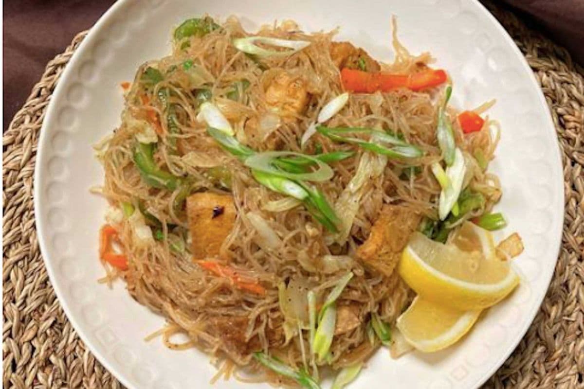 Pancit Bihon (Tofu)