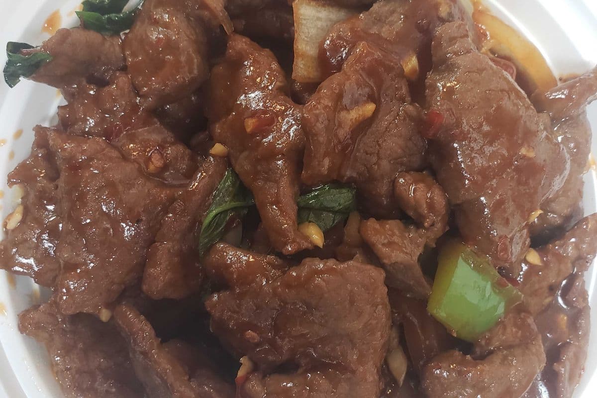 D21. Chilli Thai Fried Beef