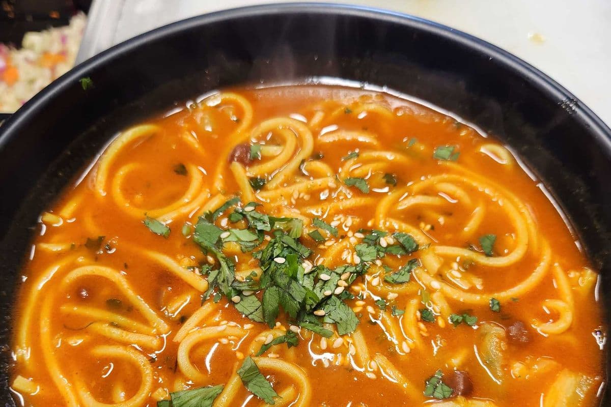 Thukpa Chicken Piro Jhol (Spicy Soup)