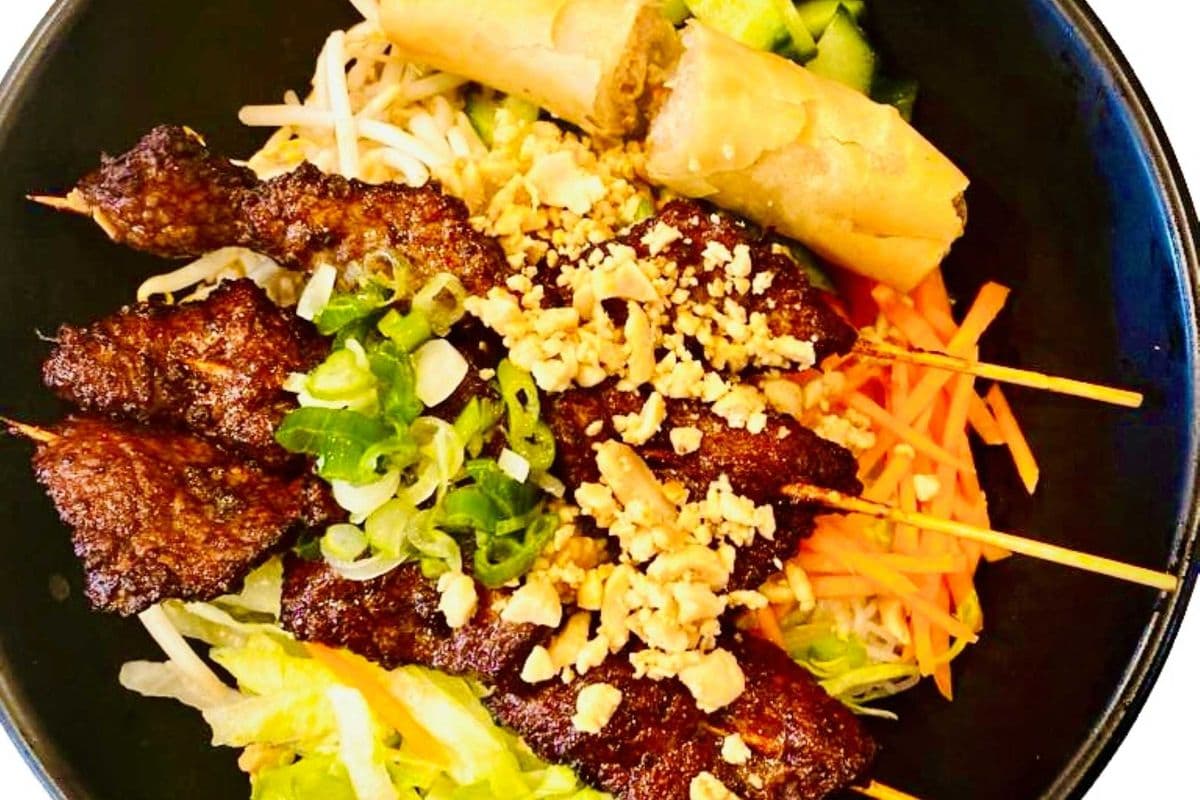 Grilled Beef Vermicelli Bowl