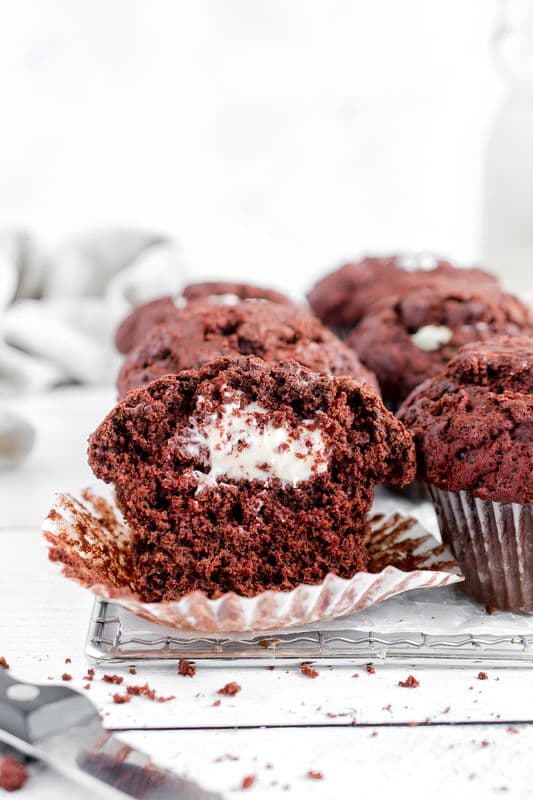 Red Velvet Muffin (V)