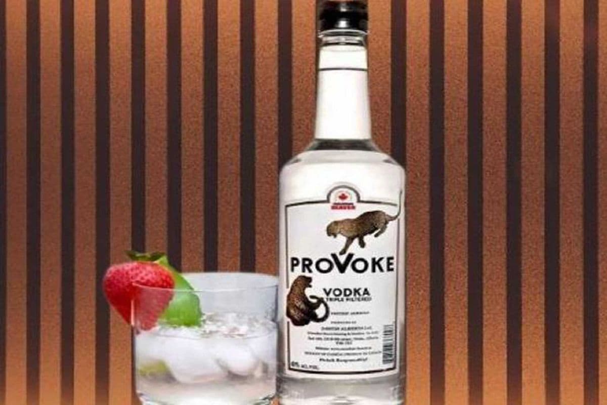 885777. Provoked Vodka 1.14l (1 x 1.14l)