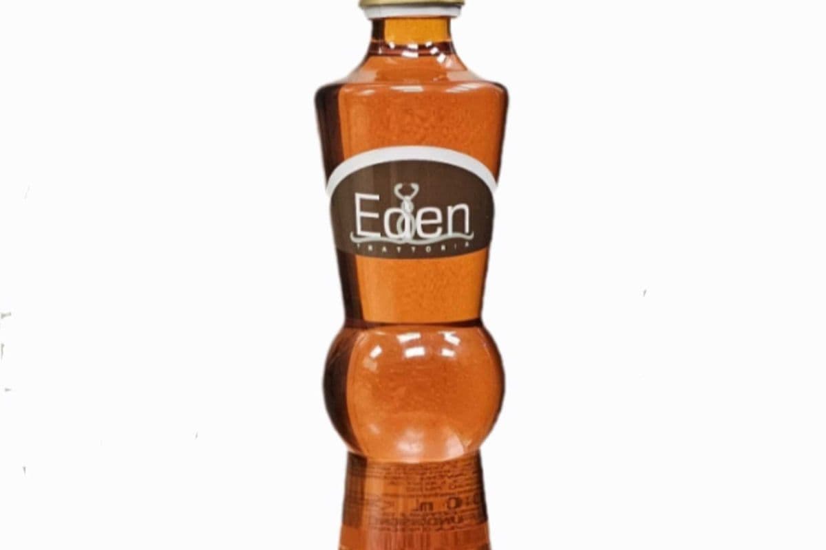 Bottle of Eden Hot Oil (330ml)